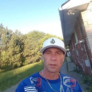 Meet your Posher, Jason